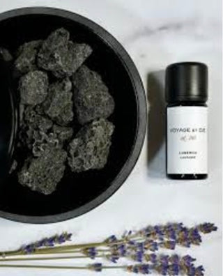 Voyage et Cie lava rock diffuser set